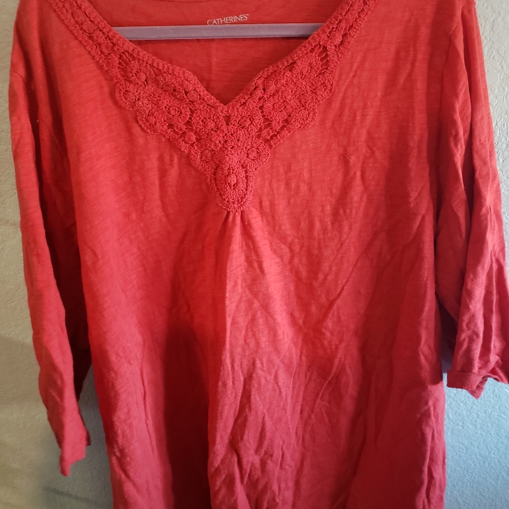 Catherine's 2X top